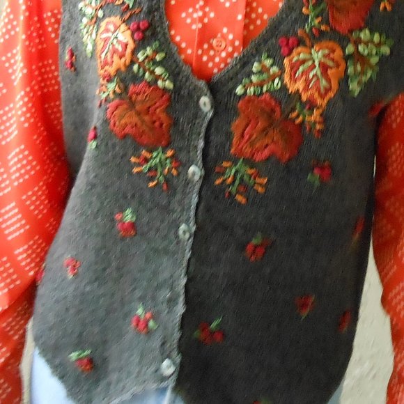 Gray Marled Vest Embroidered Front - Picture 7 of 9